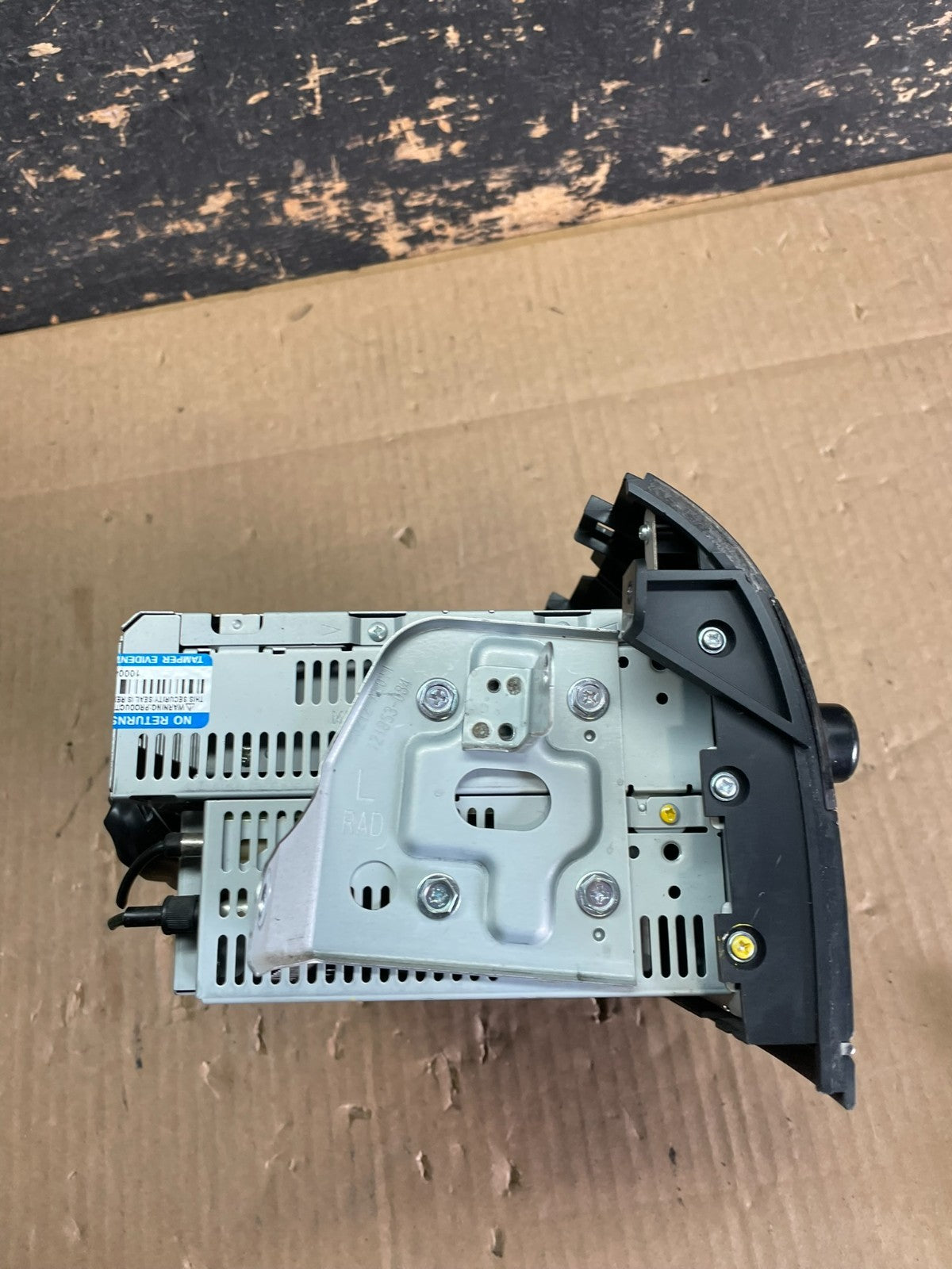 2004 to 2010 Toyota Sienna AM FM CD WMA Mp3 Radio Receiver AB3048 DG3