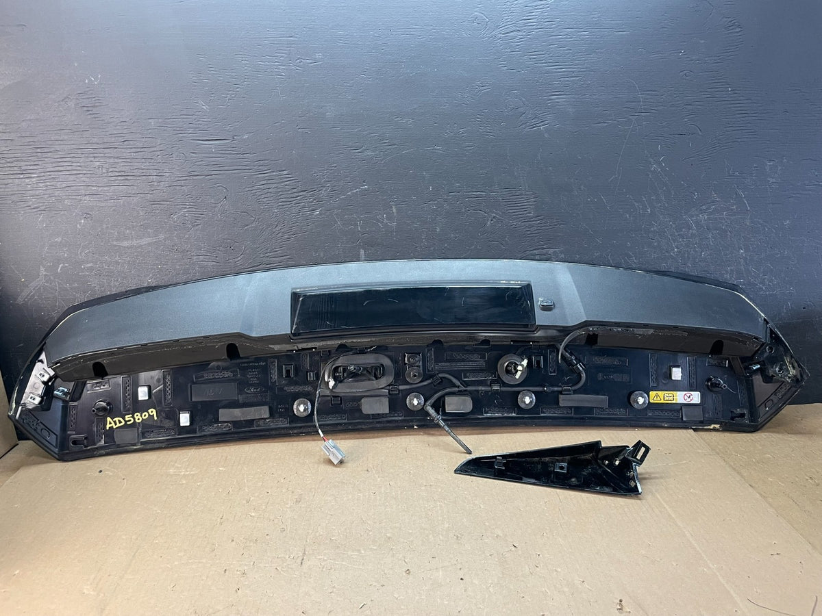 2020 to 2023 Ford Explorer Rear Liftgate Spoiler Wing AH0388 DG5