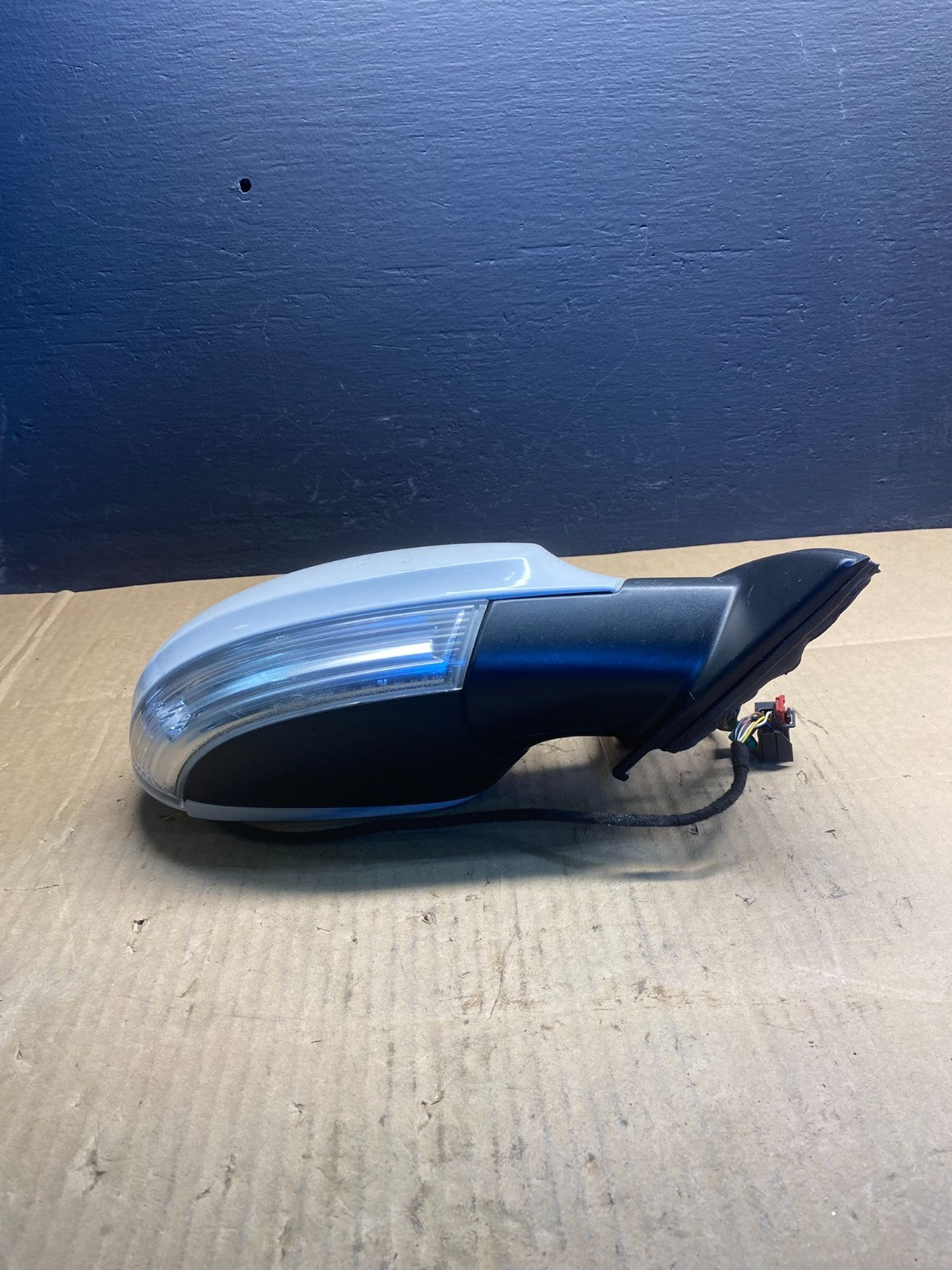 2006-2010 Volkswagen Passat Right Passenger Turn Sgn View Door Mirror AB7480 MS3