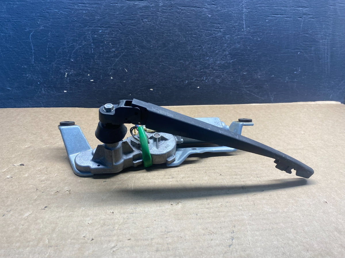 2008 to 2014 Subaru Tribeca Rear Windshield Wiper Motor af6598 DG3