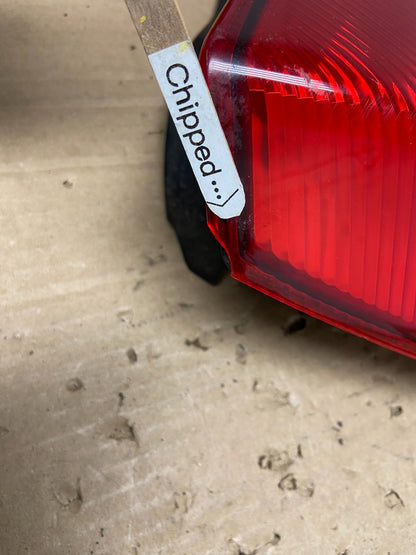 2000 to 2006 Honda Insight Left Driver LH Side Tail Light AE9365 DG5