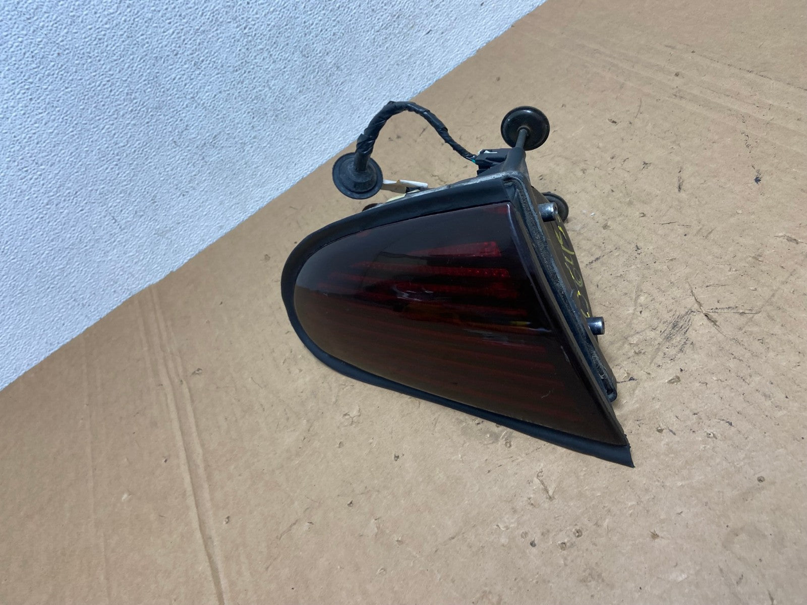 1995 to 2000 Oldsmobile Aurora Left Driver LH Side Tail Light AD3194 LK1
