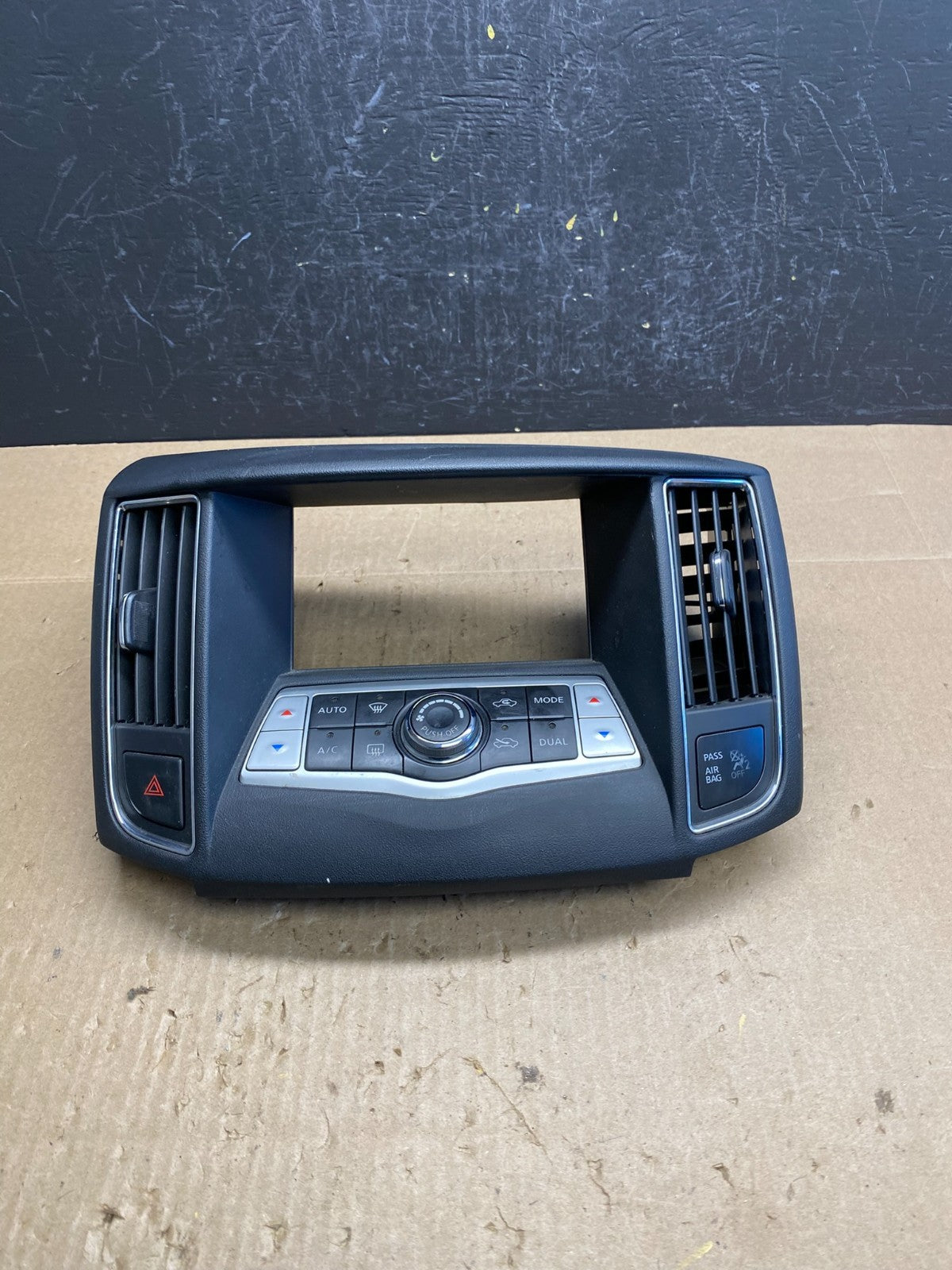 2009-2014 Nissan Maxima Center Console Climate Control Radio Bezel AC6480 DG0