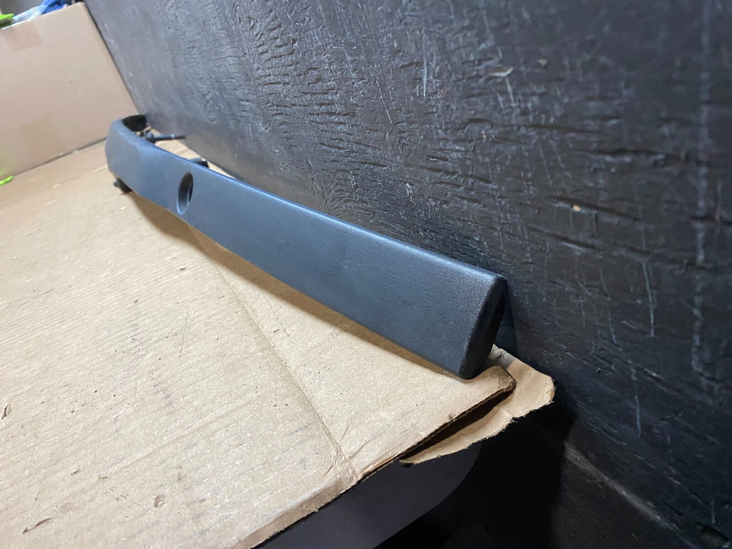 2016 - 2019 Ford Explorer Interceptor Rear Tailgate Molding Without Camera G32171