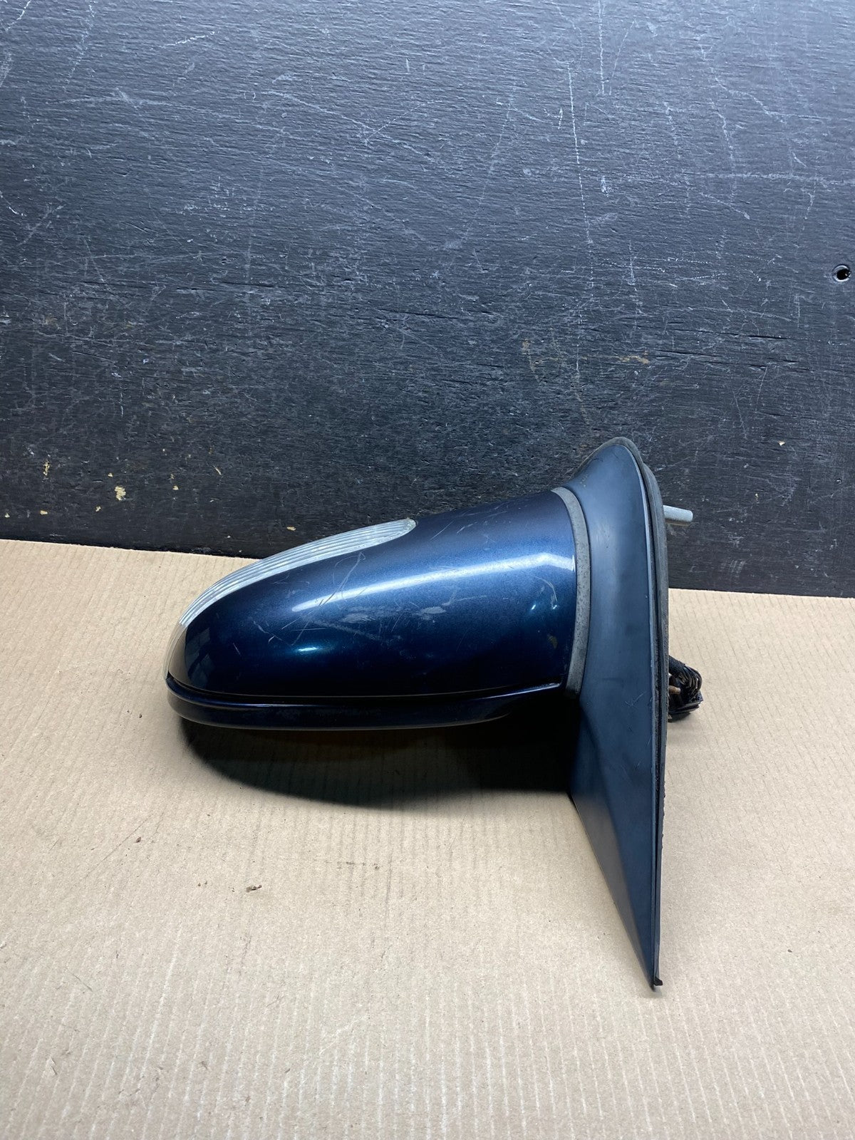 2002 to 2005 Mercedes ML Left Driver LH Side View Door Mirror AI7120 DG2