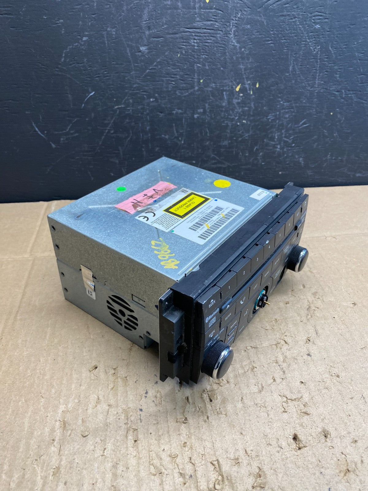 2009 2010 Dodge Journey AM FM Radio 6 Disc CD Player Receiver Oem AB9662 DG2