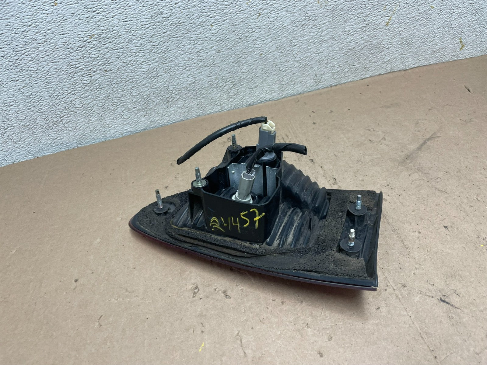 2006 2007 Subaru Tribeca B9 Right Passenger Side Tail Light Inner Q4457 DW5