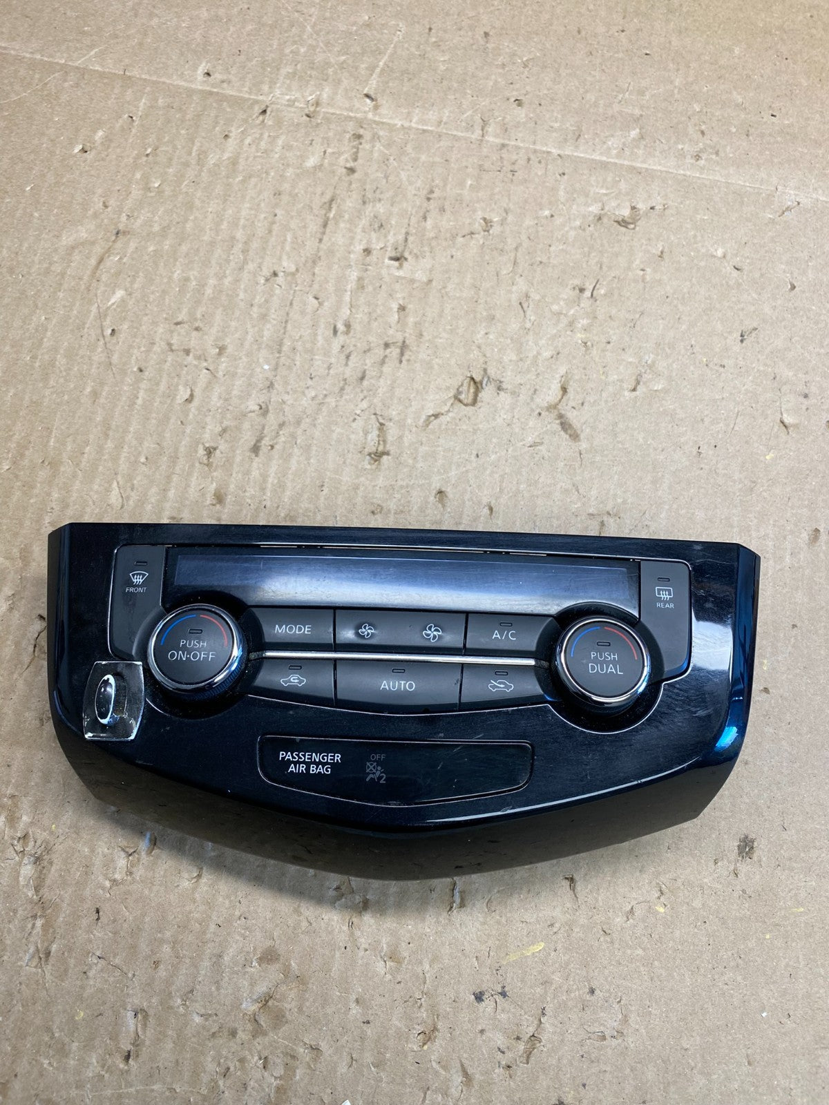 2014 2015 2016 Nissan Rogue Heater Temperature AC Climate Control AC6562 DG0
