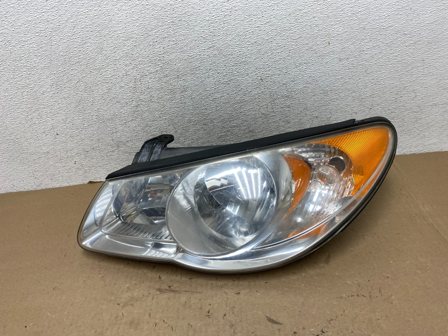 2007 2008 2009 2010 Hyundai Elantra Left Driver Lh Headlight AG4114 DW0