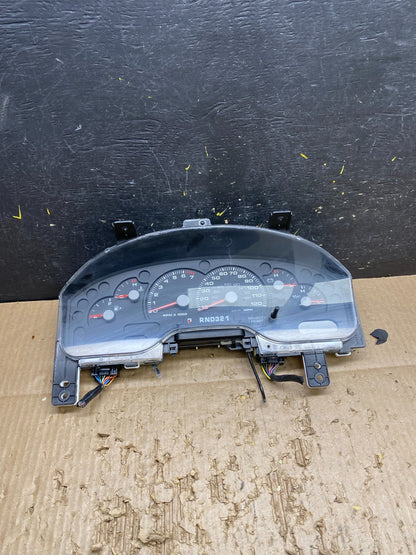 2004 2005 Ford Explorer Speedometer Cluster Gauge Oem V7550 DG0