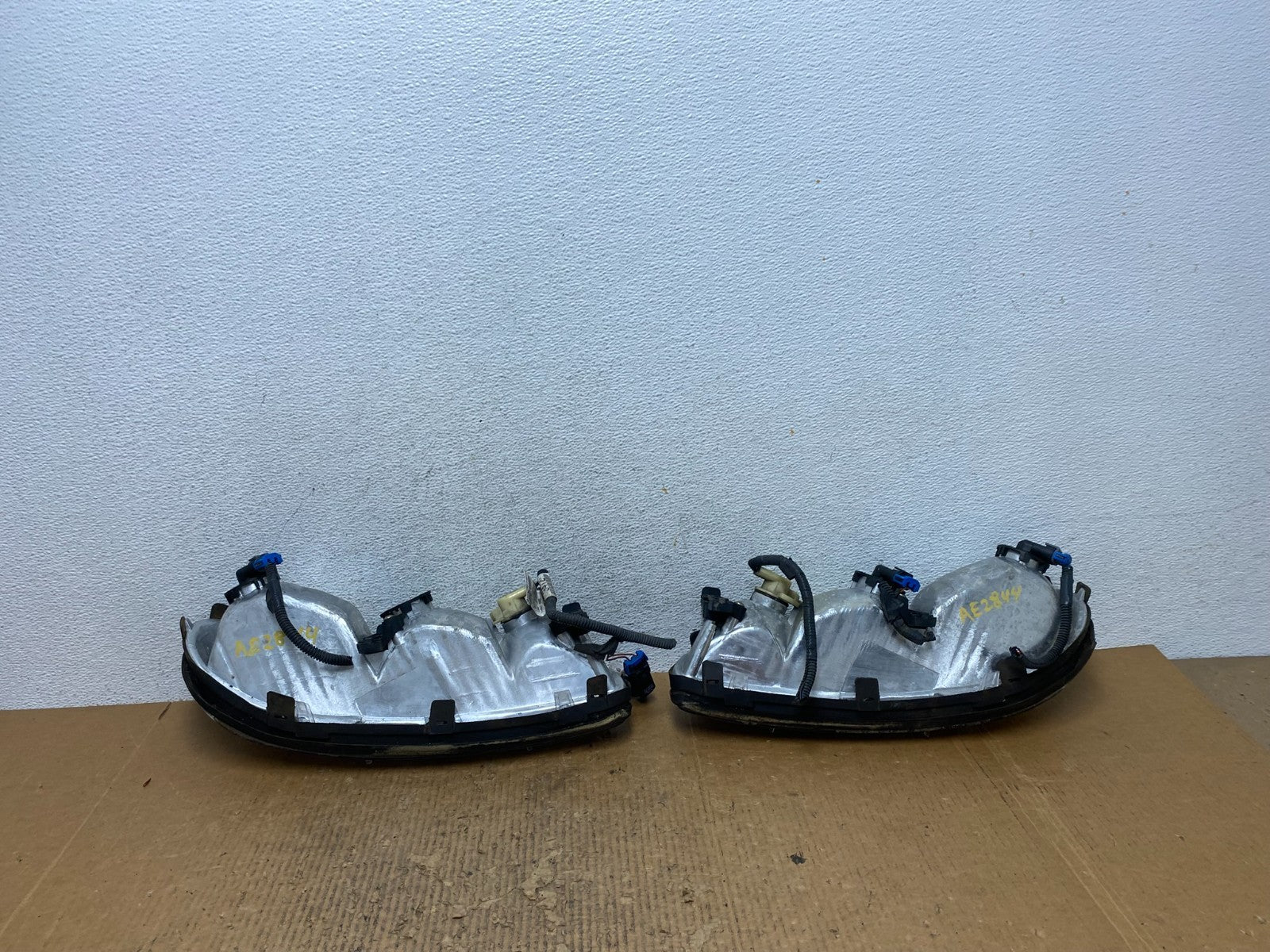 1997 to 2003 Chevrolet Malibu Left+Right Side Headlights AE2844 DW6