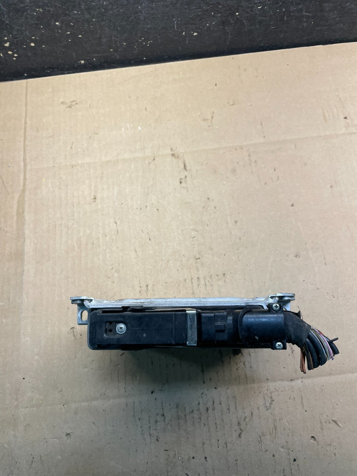 1989 to 1993 BMW 535i Engine ECU ECM Computer Module 1730697 W6710 DG1