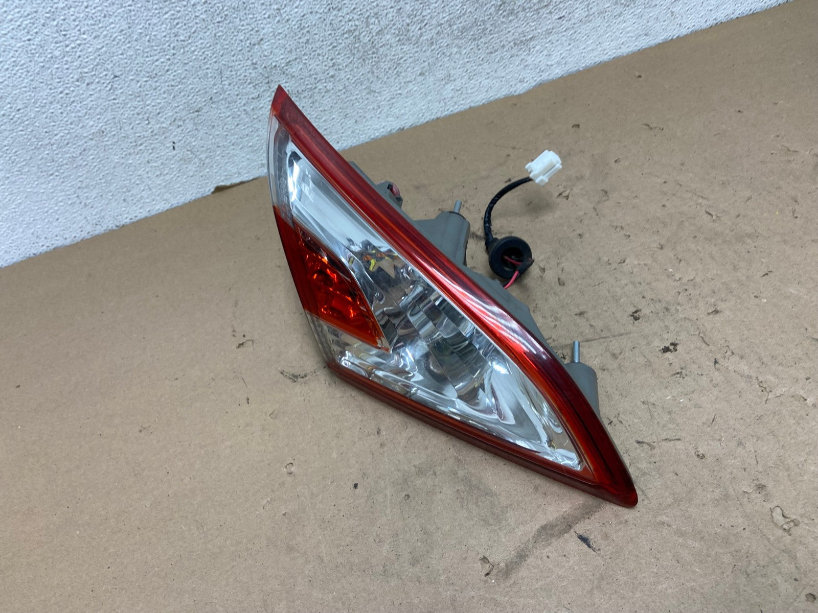 2011-2014 Nissan Murano Left Driver Lh Side Inner Tail Light AG4185 LK1