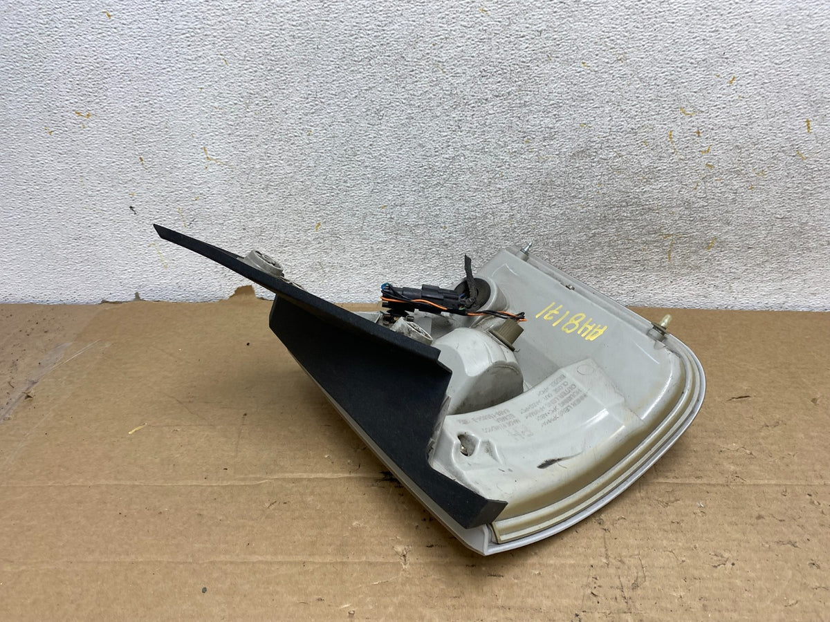 2009 to 2011 Ford Flex Right Passenger RH Side LED Tail light AH8171 DW4