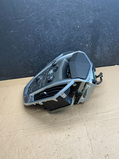 2010-2012 Cadillac SRX A/C Heater Radio Climate Control Panel Bezel OE AF1970 DG2