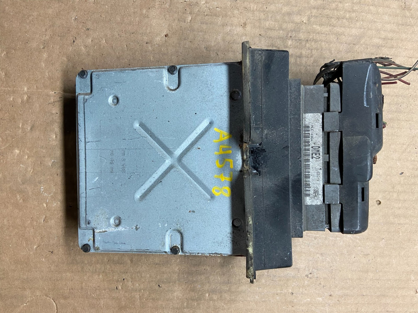 1997 Ford Van E-150 4.6L Engine Control Unit ECU Module 1C2F-12A650-PC A4578 DG10