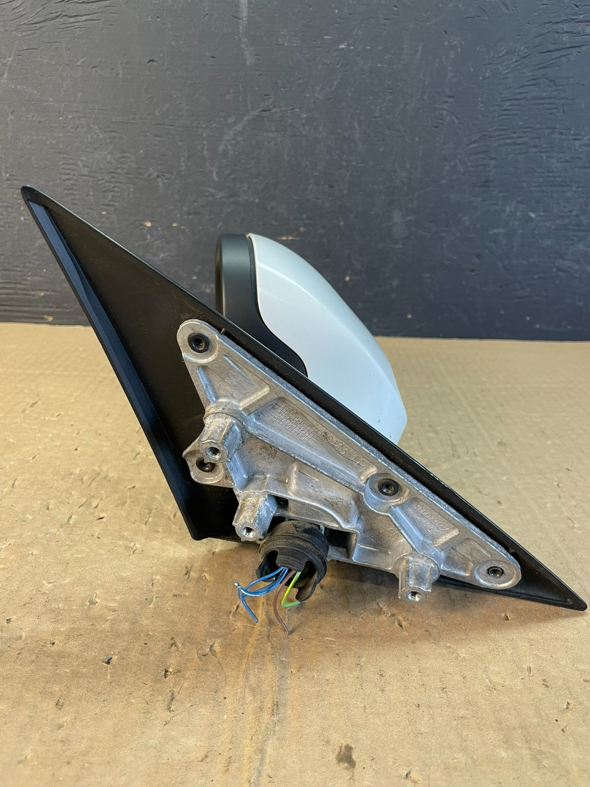 2009 to 2011 BMW 328i 335i Left Driver Lh Side View Door Mirror AC9888 DG4