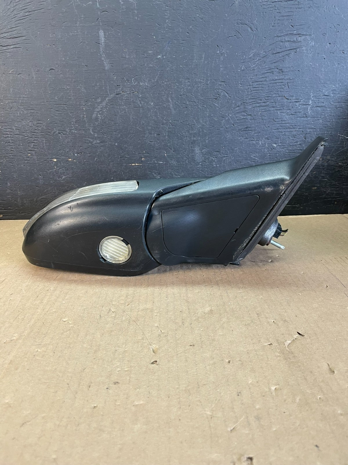 2011 to 2015 Ford Explorer Right Passenger View Door Mirror AD5598 DW3