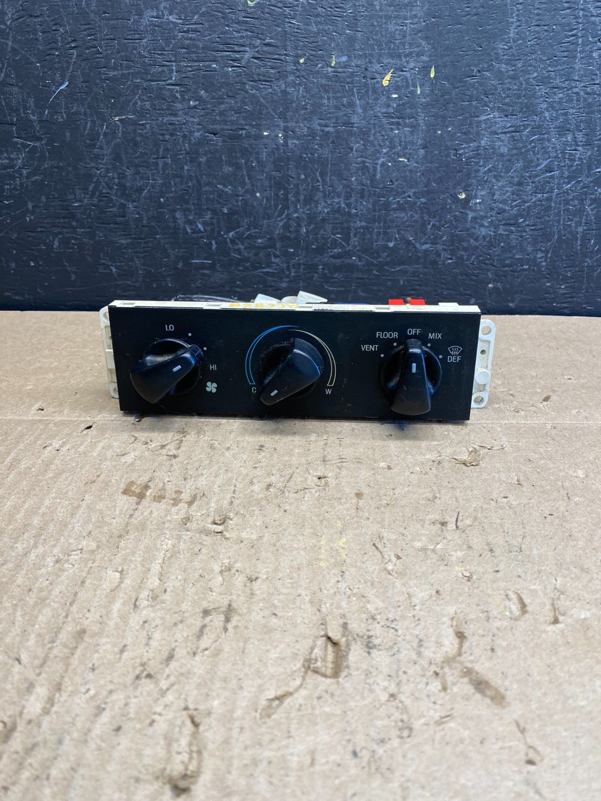 1992 to 1996 Ford F150 Heater A/C Climate Control AC6828 DG0