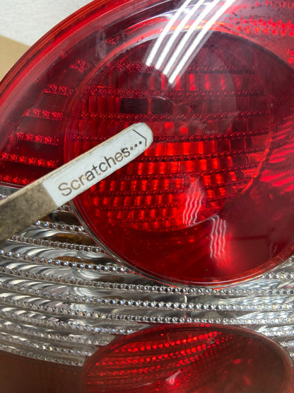 2001 to 2005 Volkswagen Left Driver LH Side Tail Light AG05683