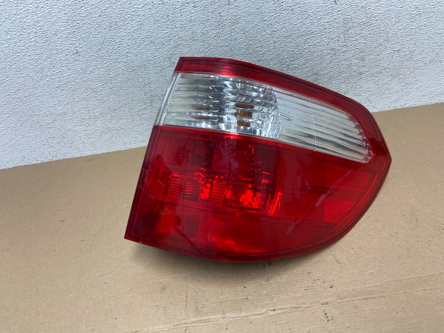 2005 2006 2007 Honda Odyssey Right Passenger RH Side Tail Light AF4384 LK0