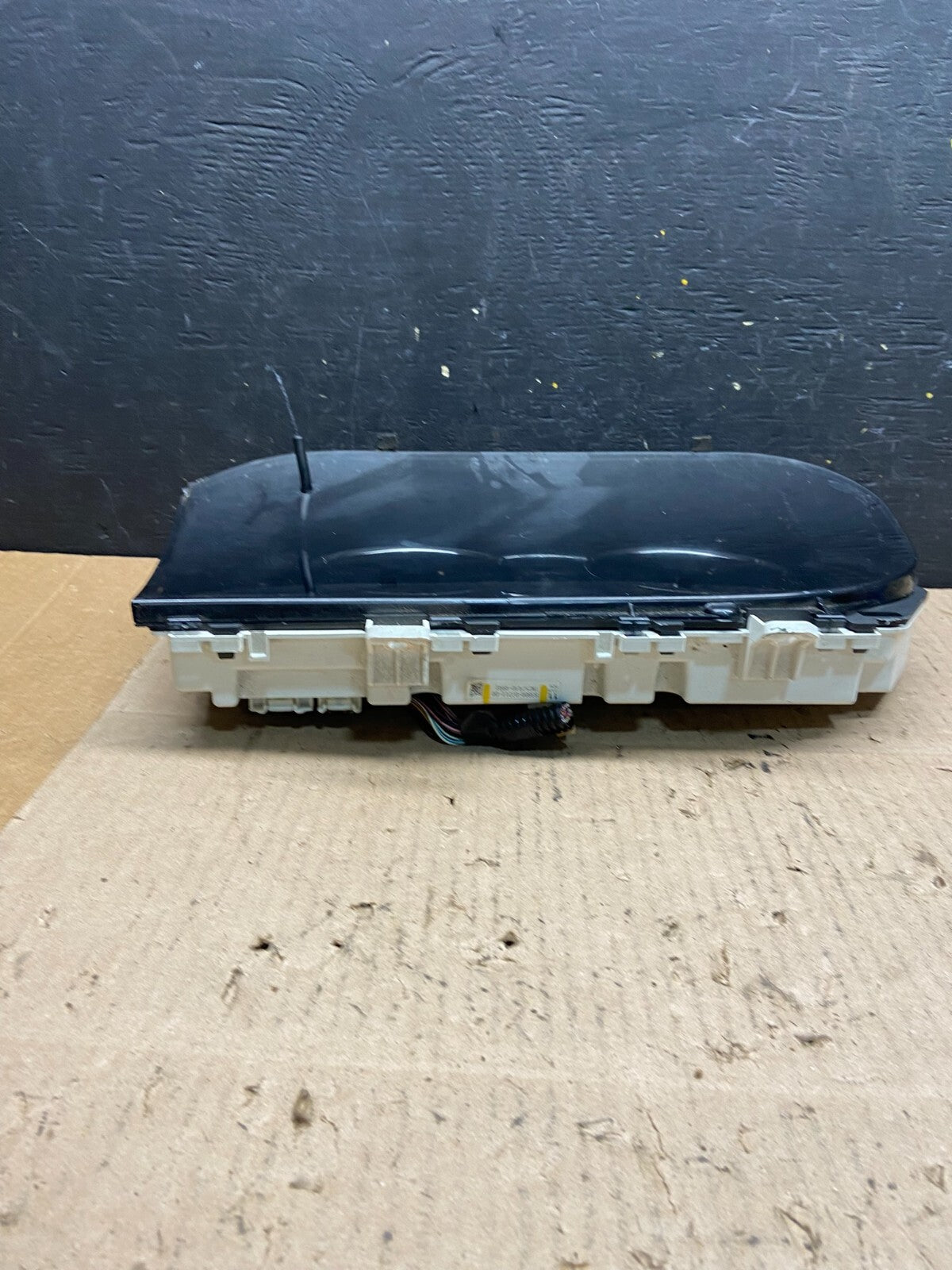 2005 to 2010 Toyota Avalon Cluster Speedometer L1803 PS4