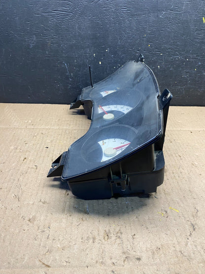 2007 2008 Mitsubishi Raider Speedometer Speedometer Cluster Gauge M6852 DG2