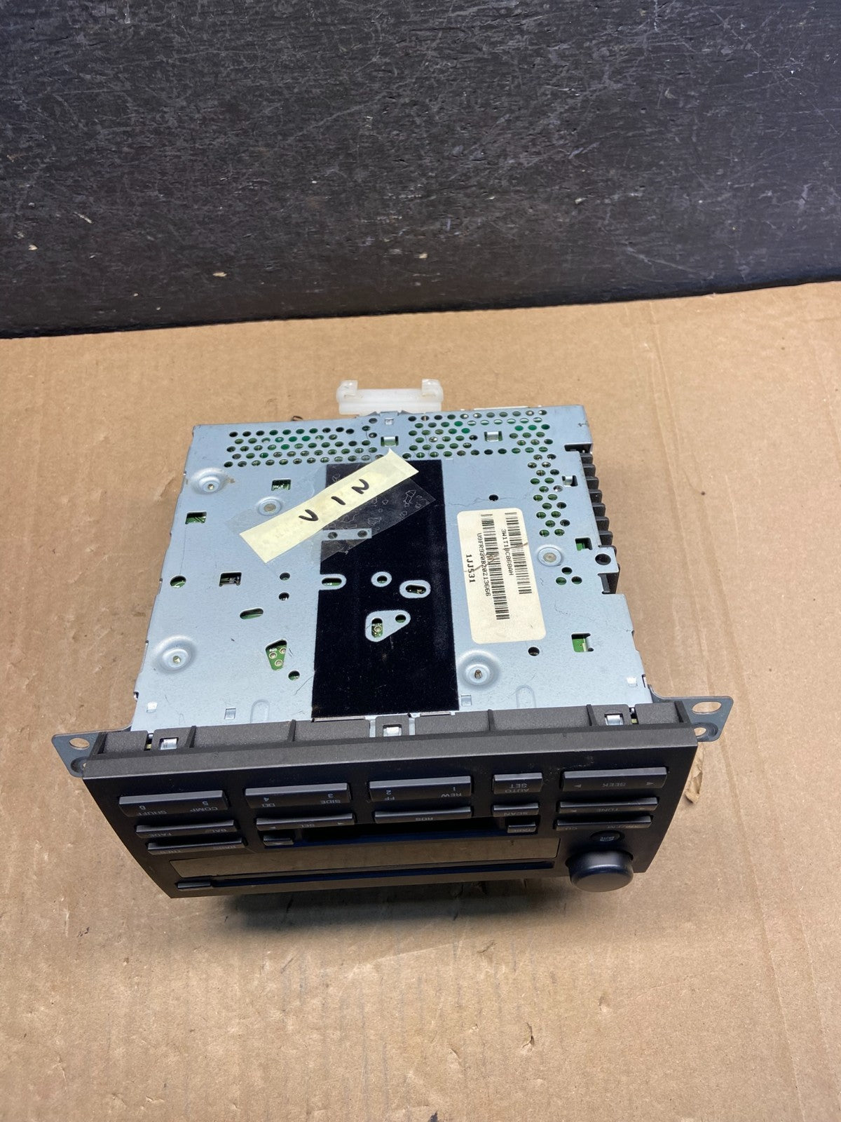 2003 - 2005 Lincoln Town Car RDS AM/FM Radio Tape CD Player AG1515 DW4