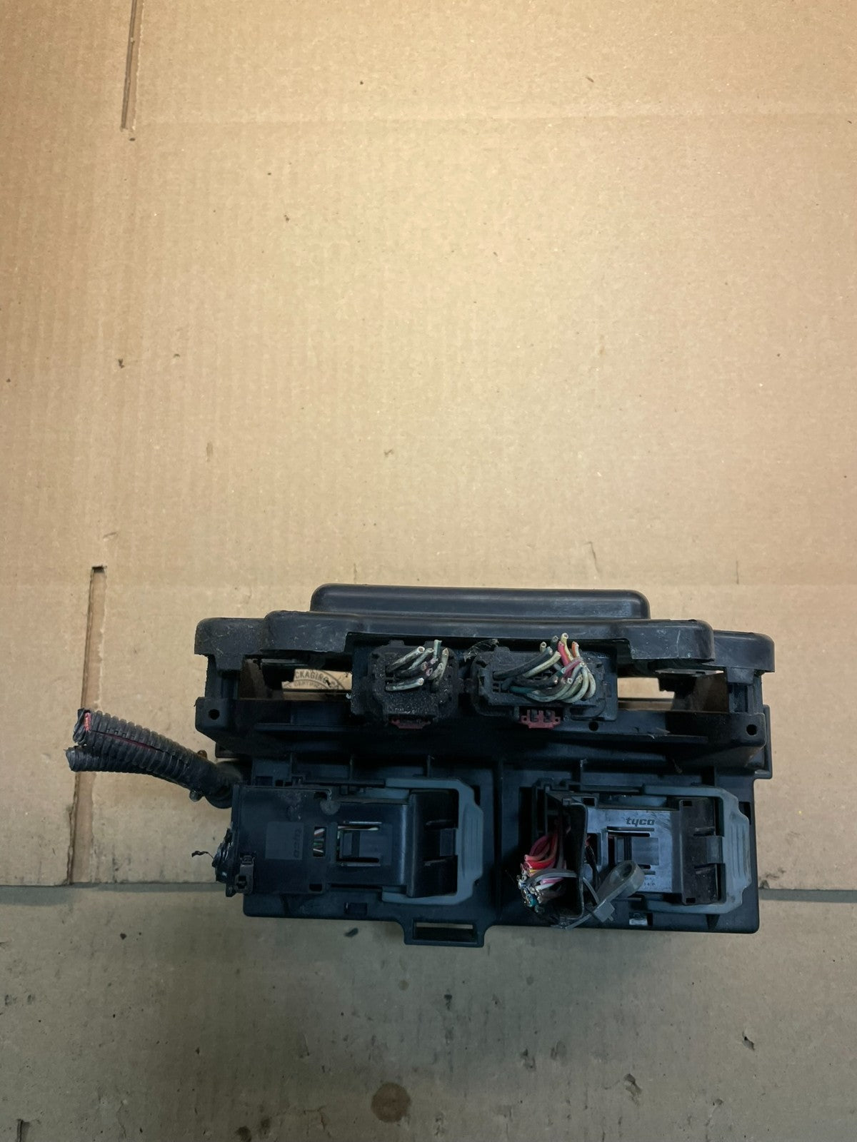 2007 Jeep Grand Cherokee Fuse Box BCM Body Control Module V6720 DG6