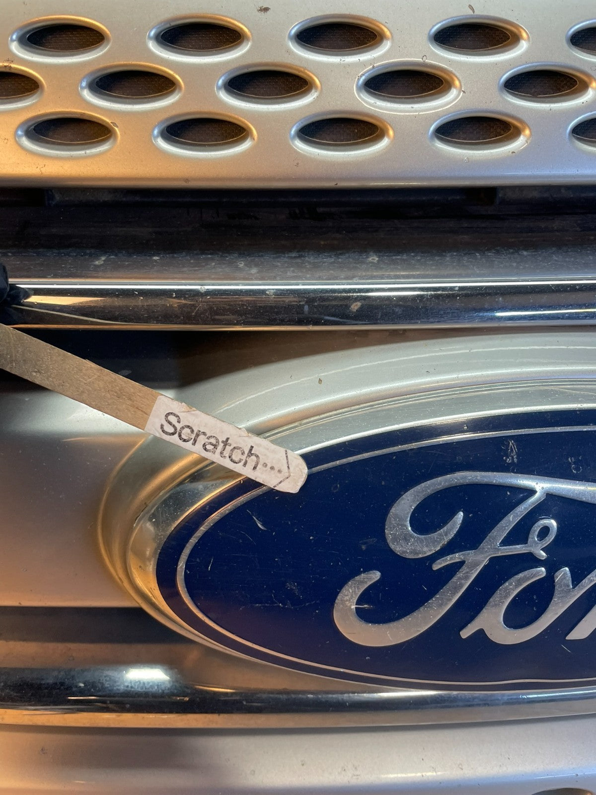2011 to 2015 Ford Explorer Upper Front Grill Grille AB7876 DG3