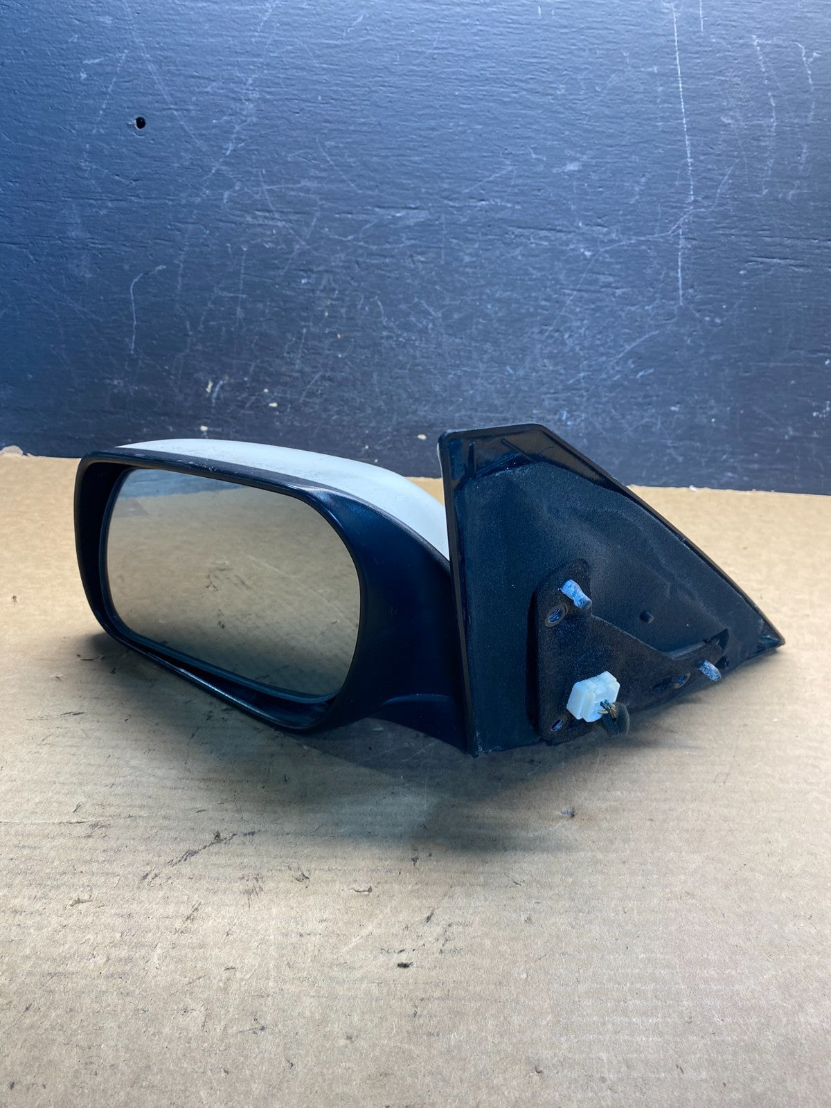2004 to 2009 Mazda 3 Left Driver LH Side View Door Mirror AD9911 DW10