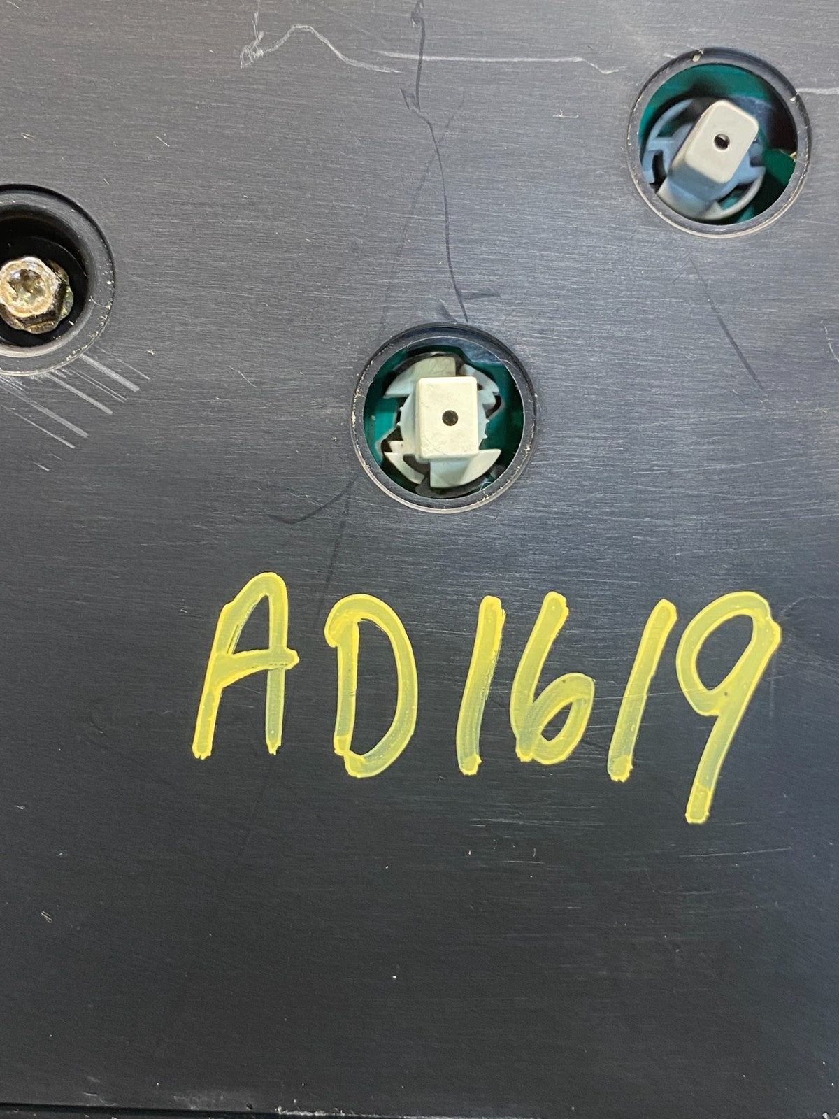 2002 Ford Explorer Speedometer Cluster Gauge AD1619 DG6