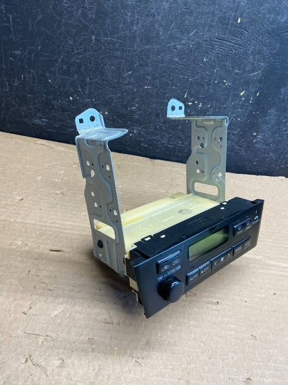 1997 - 1999 Lexus ES300 Center Dash A/C AC Heater Climate Control Unit AF2587 DG1