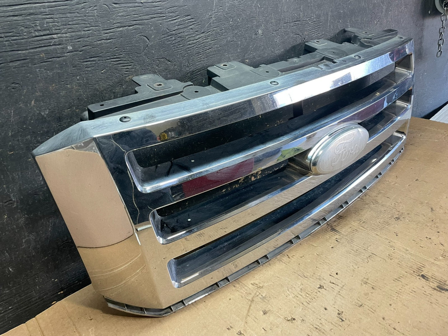 2007 to 2014 Ford Expedition Front Upper Chrome Grill Grille Oem Z5864 DG1