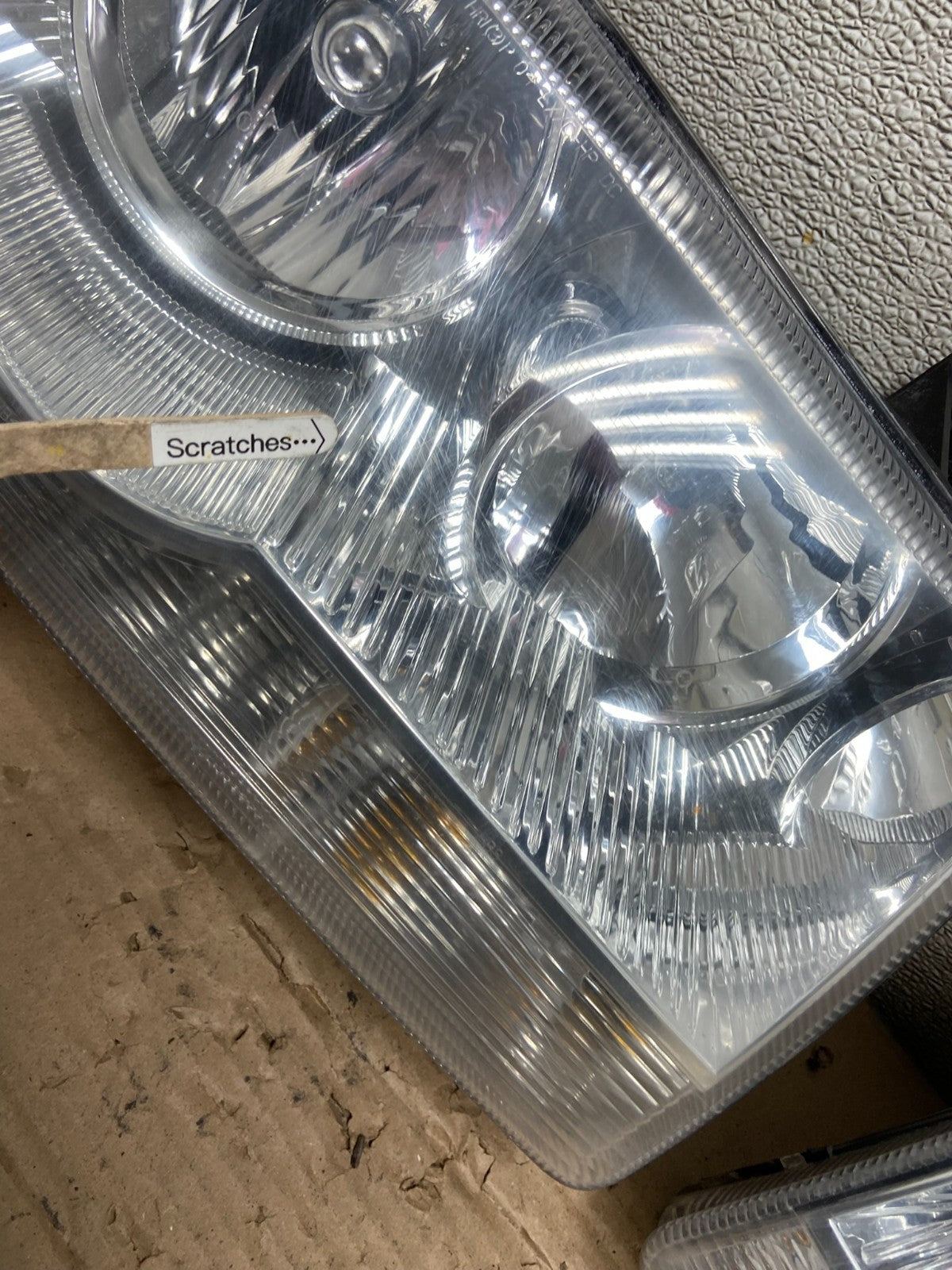 2005 2006 2007 Chrysler 300 Left+Right Halogen Headlights AB1215 DW3