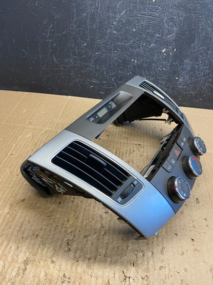 2009 - 2010 Hyundai Sonata Center Radio Climate Control Air Vent Bezel AD1989 DG2