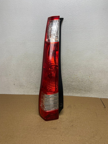 2005 to 2006 Honda Cr-v Crv Left Driver LH Tail Light AI2641 LK0