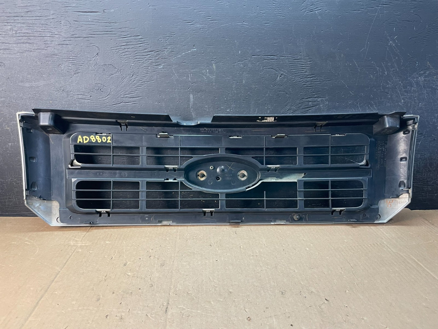 2008 to 2012 Ford Escape Front Upper Grill Grille AD5802 DG3