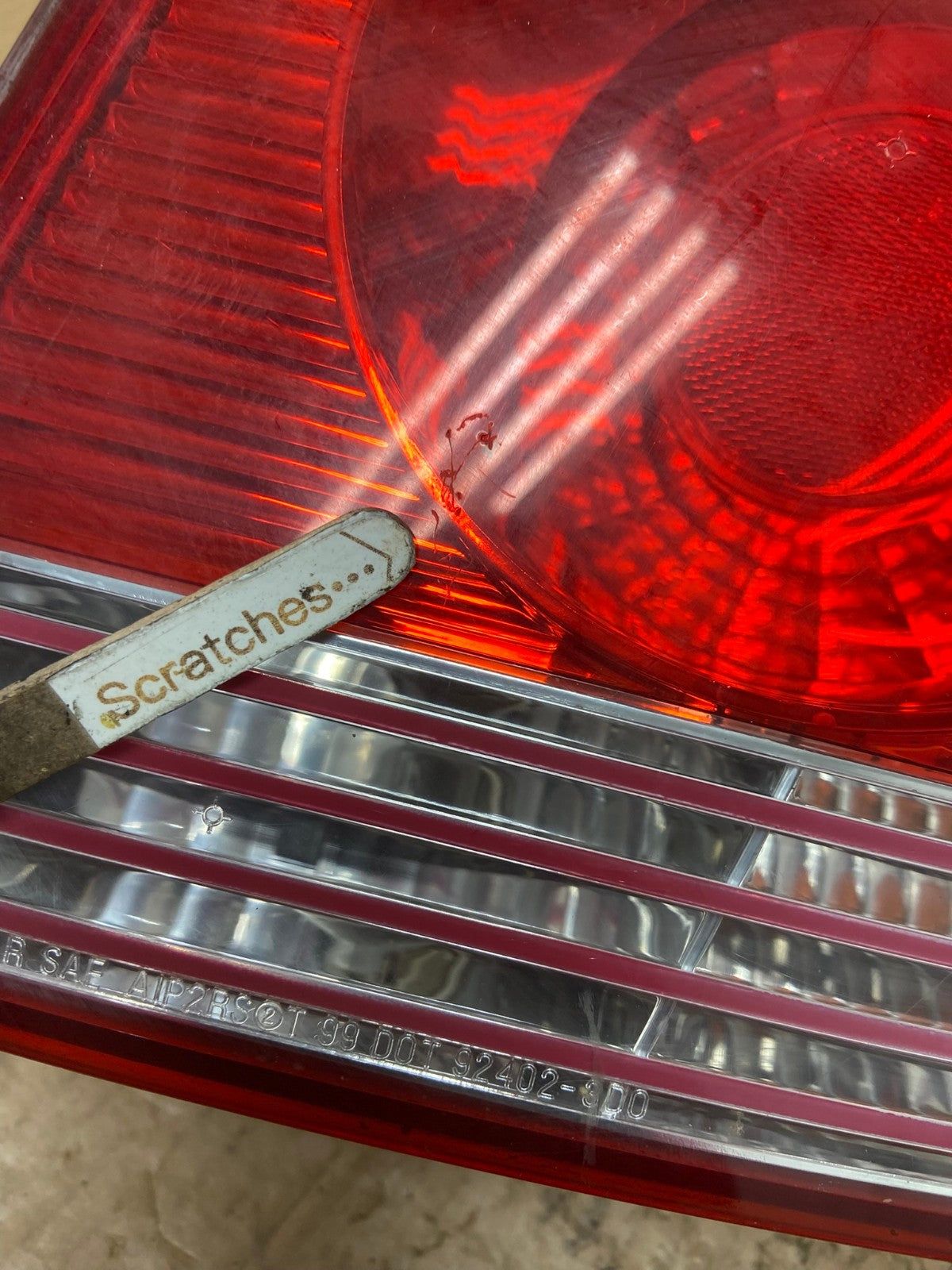 2002 - 2005 Hyundai Sonata Right Passenger RH Side Tail Light AI6846 LK3