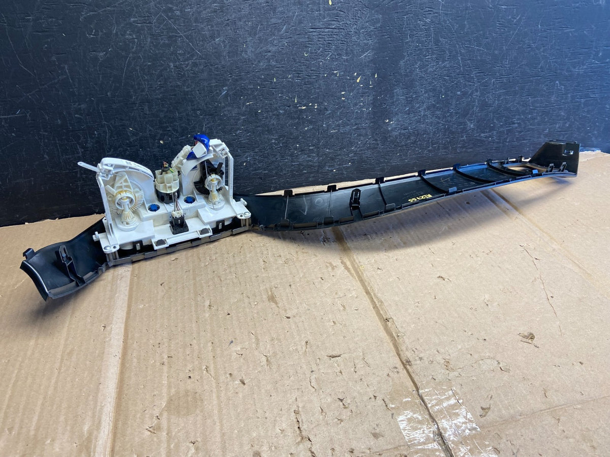 2008-2010 Subaru Impreza Dash Air Vent Climate Control Panel Bezel Trim AI27552