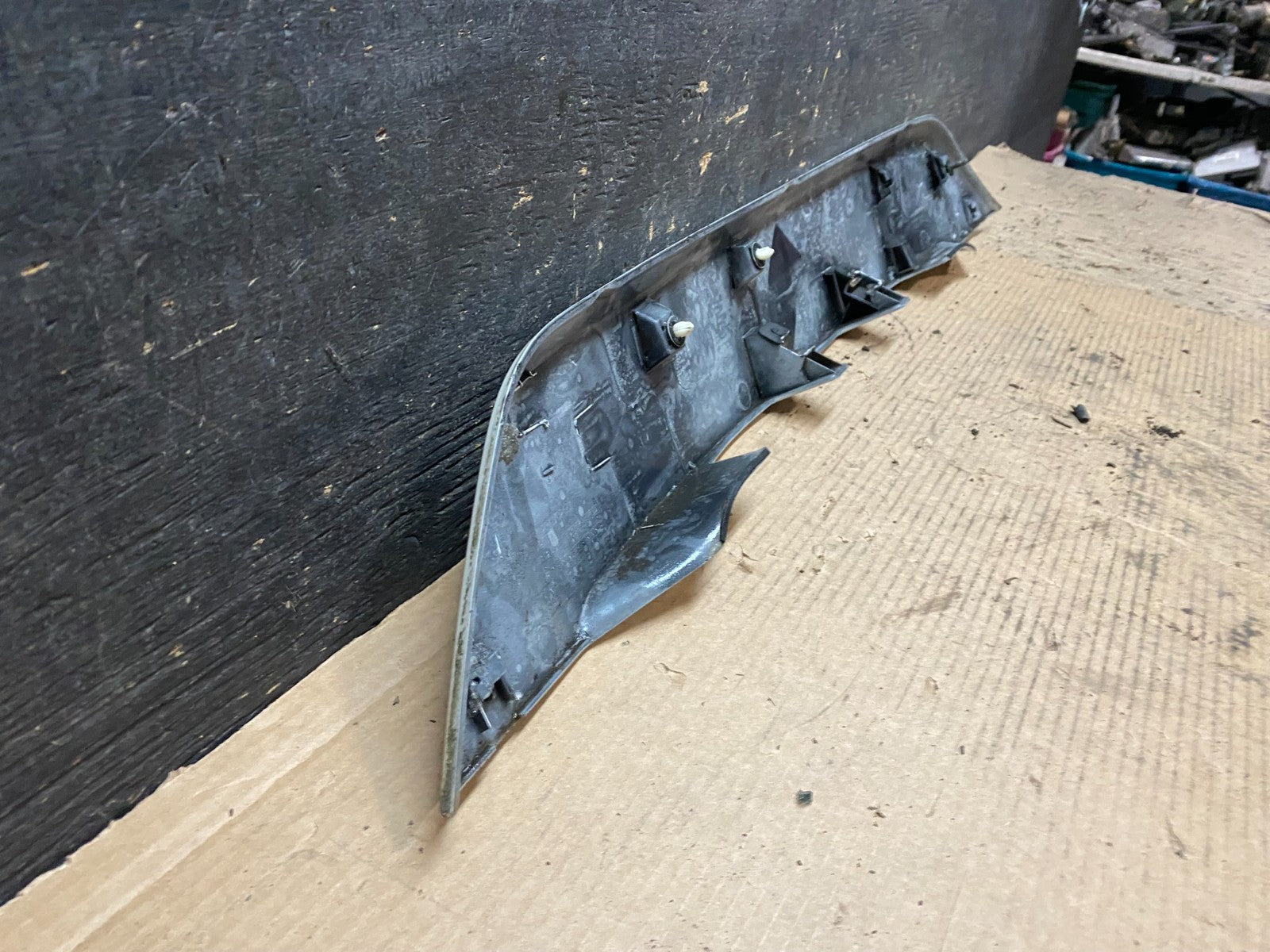 2007 to 2013 Mitsubishi Outlander Rear Hatch Tailgate Trim Molding OEM V9515 DG10