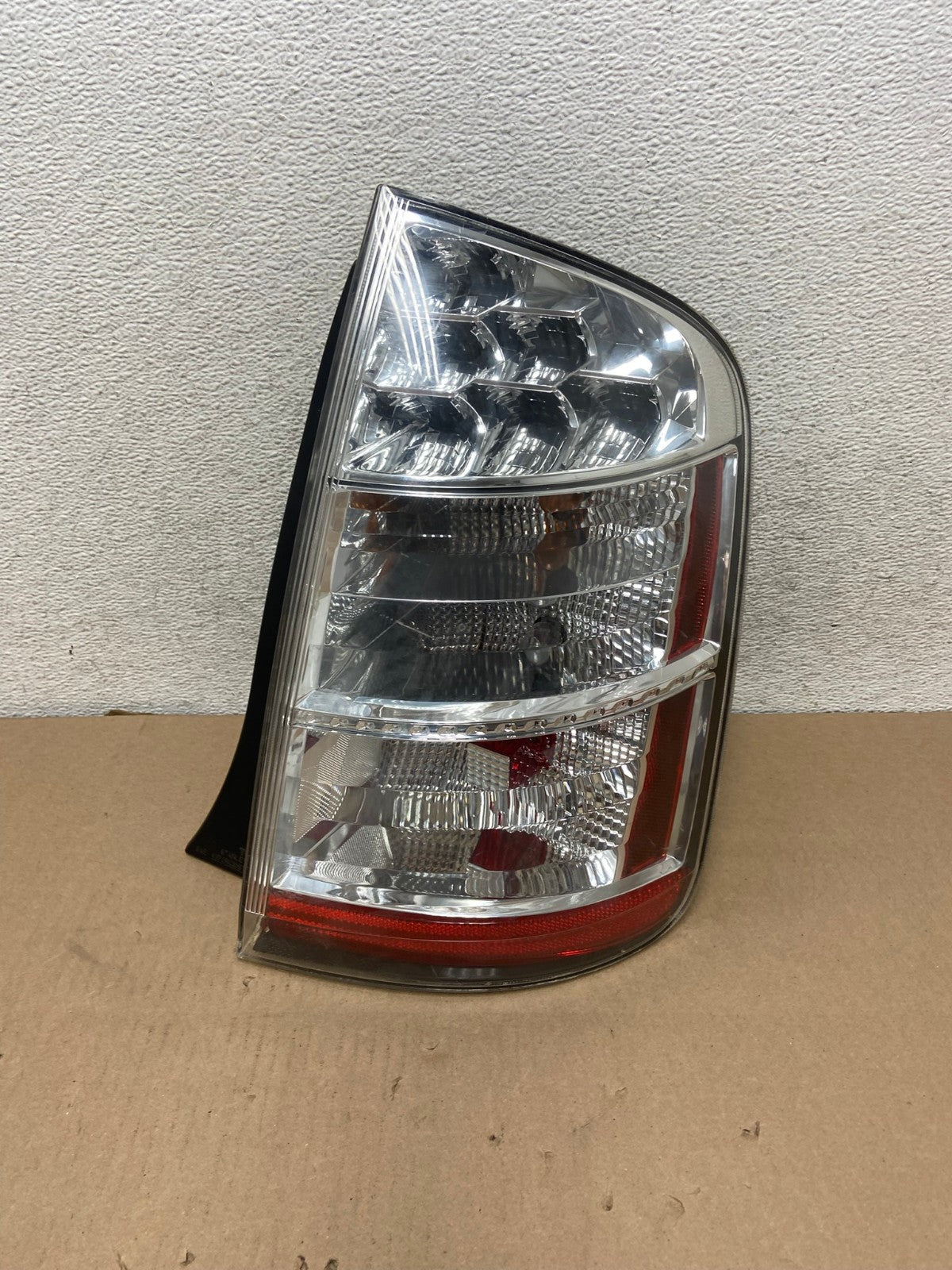 2006 to 2009 Toyota Prius Tail Light Right Passenger Side AG6628 LK0
