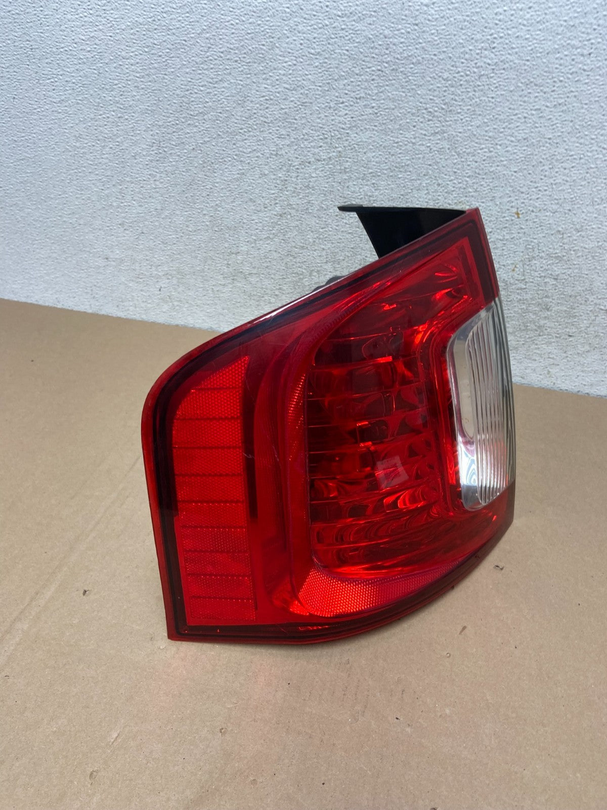 2011 2012 2013 2014 Ford Edge Left Driver Lh Side Tail Light AG6621 DW2