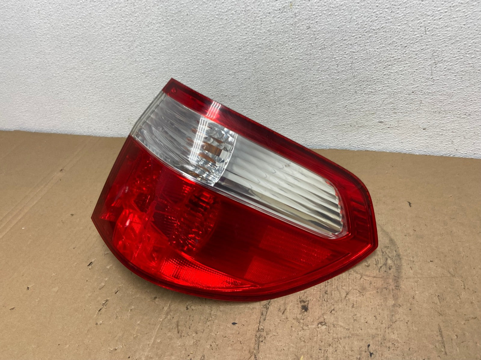 2005 2006 2007 Honda Odyssey Right Passenger RH Side Tail Light AC7328 LK1
