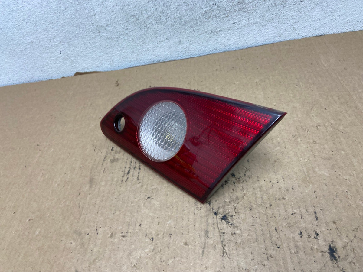2001 2002 Toyota Corolla Right Passenger RH Side Inner Tail light AG2237 LK1