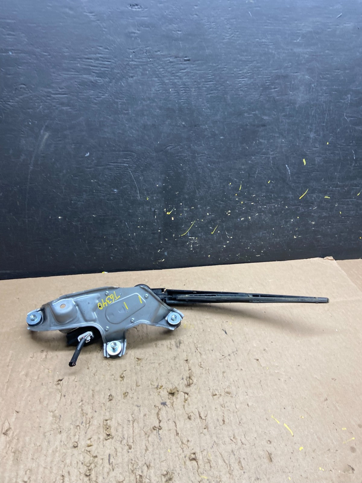 2012 to 2017 Toyota Prius V Rear Wiper Windshield Motor T6340 DG4