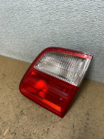 2000-2003 Mercedes-Benz E-Class E320 Wagon Right Passenge Inner Tail Light T09041