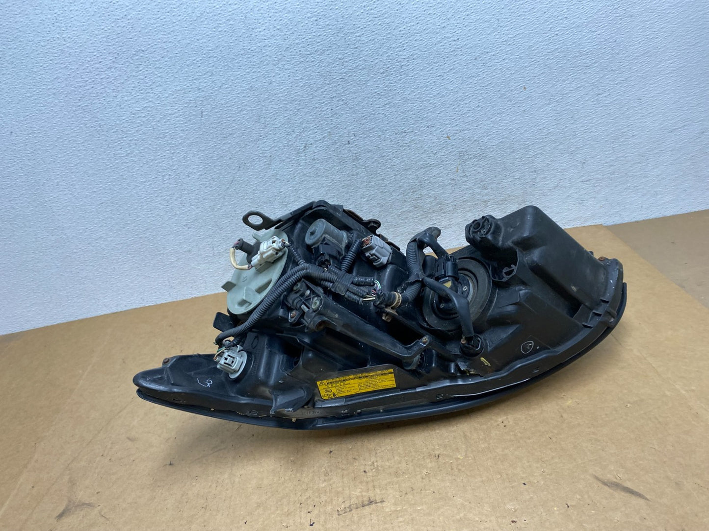 2004 - 2009 Lexus RX330 RX350 Xenon Right Passenger Side Headlight AE3236 DW8