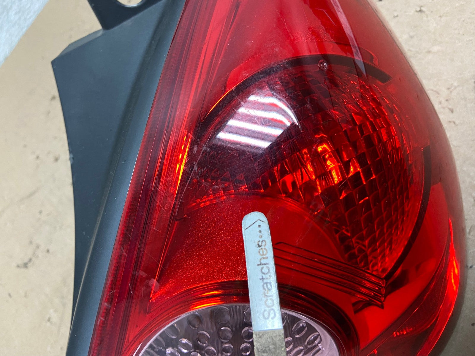 2007 - 2012 Nissan Versa Hatchback Right Passenger Side Tail Light AG4283 LK3
