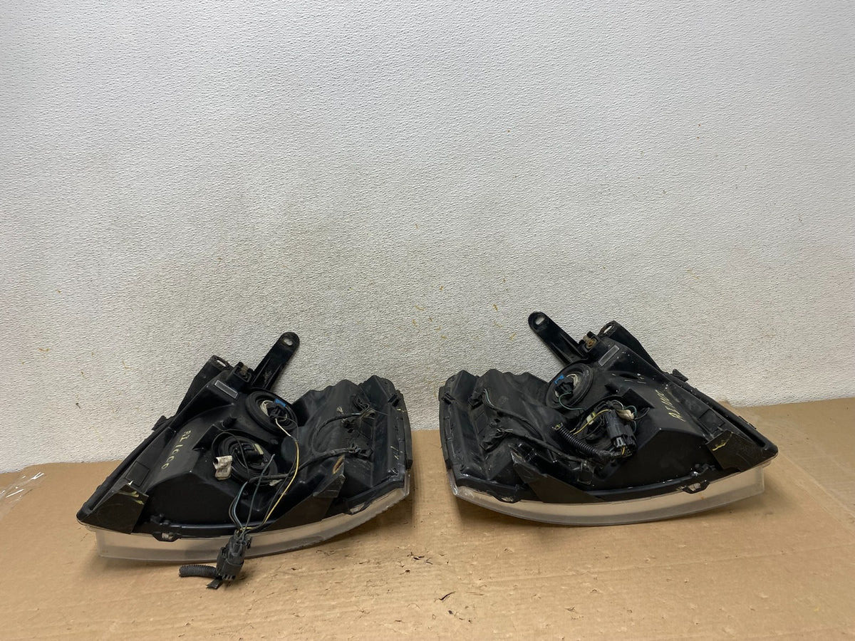 2007 to 2014 Chevrolet Silverado Left+Right Side Headlights AI1000 DW17